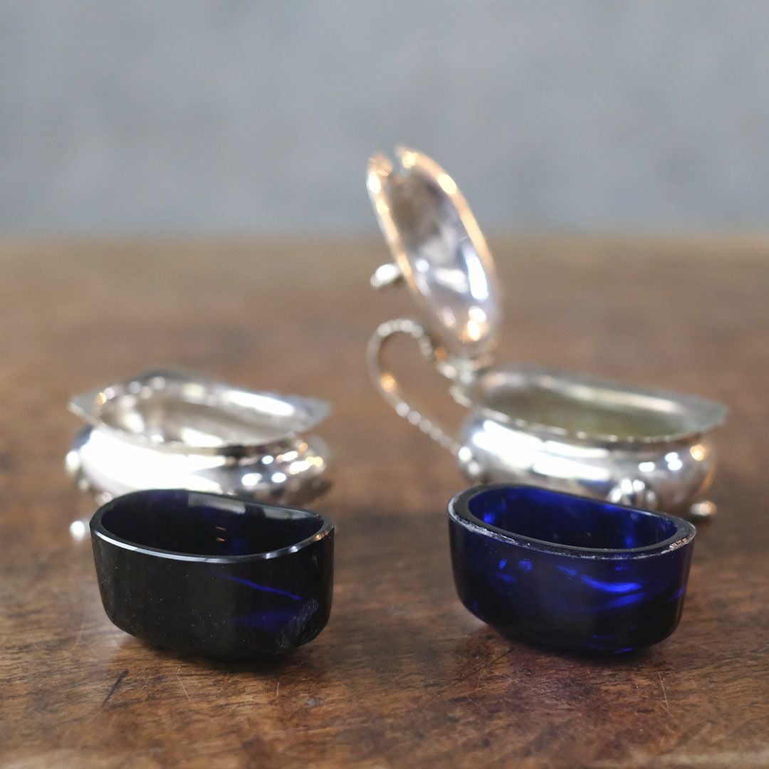 アンティーク シルバープレートスパイスボトル2点セット　イギリス製　調味料・薬味入れ5