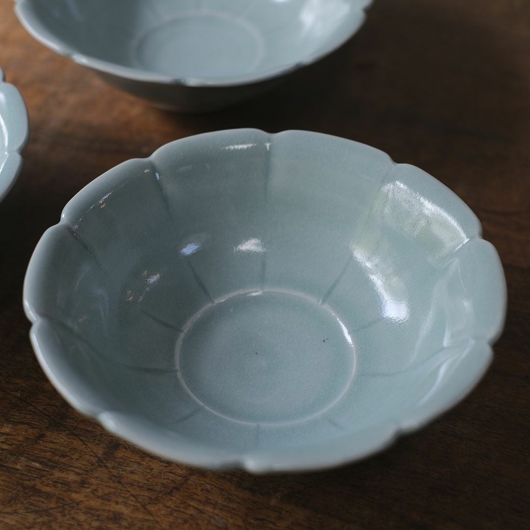 岡泰造 トルコ青釉 中鉢 瀬戸焼 和食器 フラワーリムボウル の通販