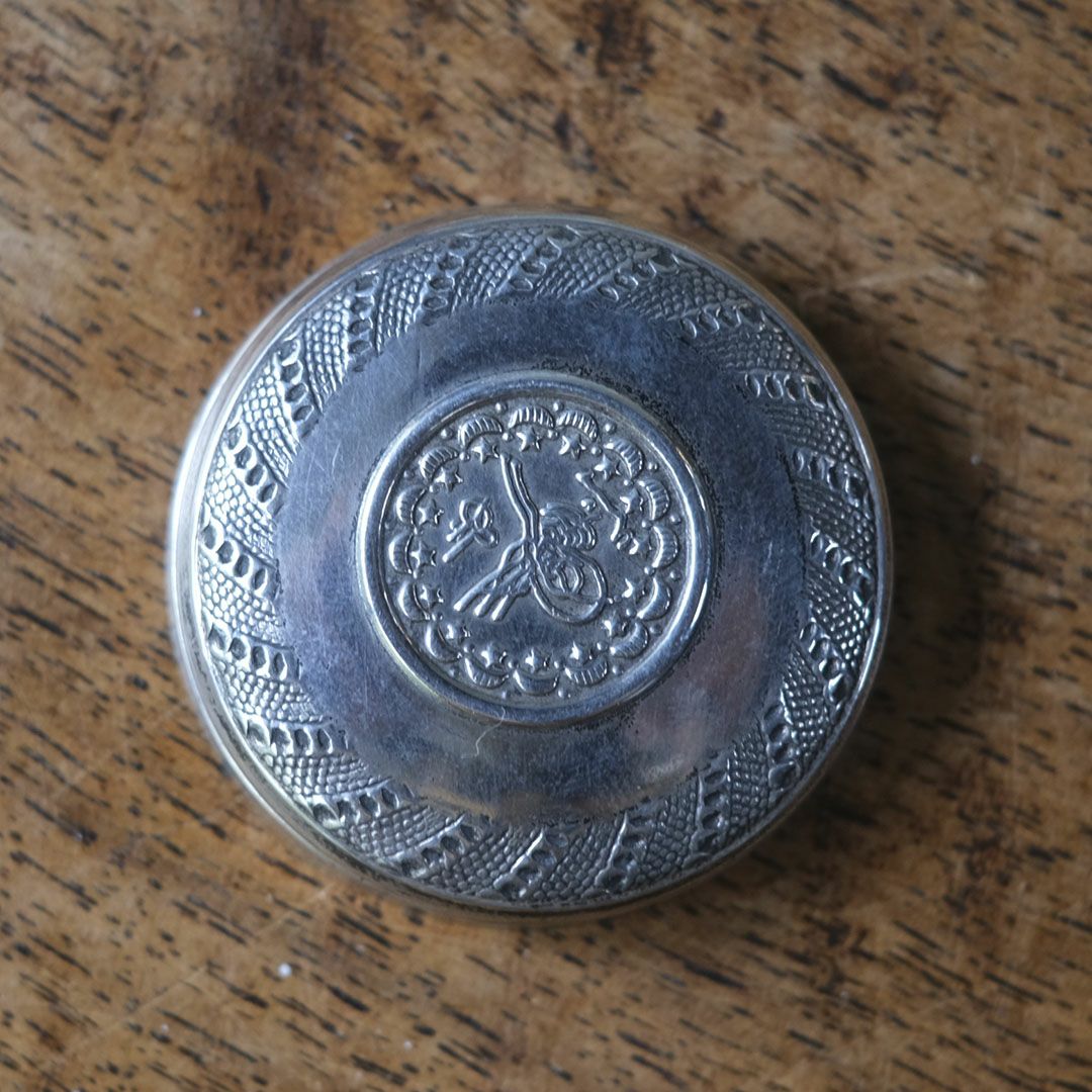 アンティーク薬ケース フランス メタル8