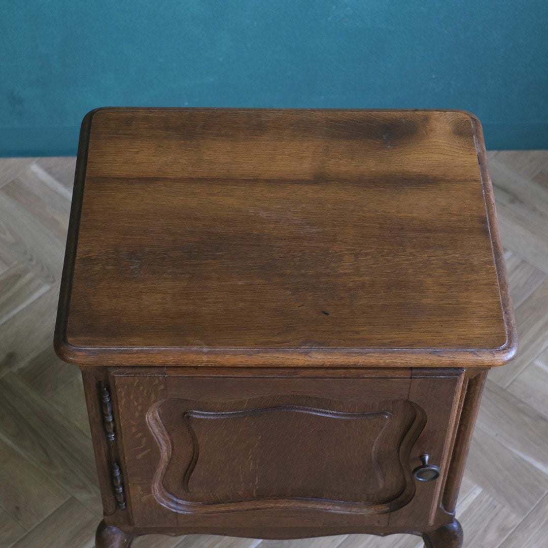 アンティークサイドキャビネット フランス アンティーク家具9