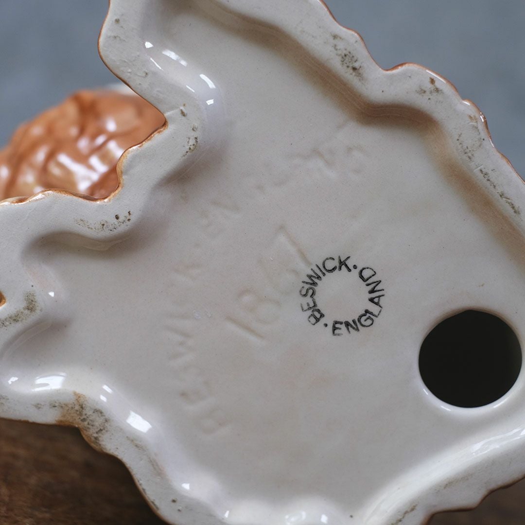 ヴィンテージオブジェ 猫の置物 フィギュリン イギリス BESWICK ベスウィック7
