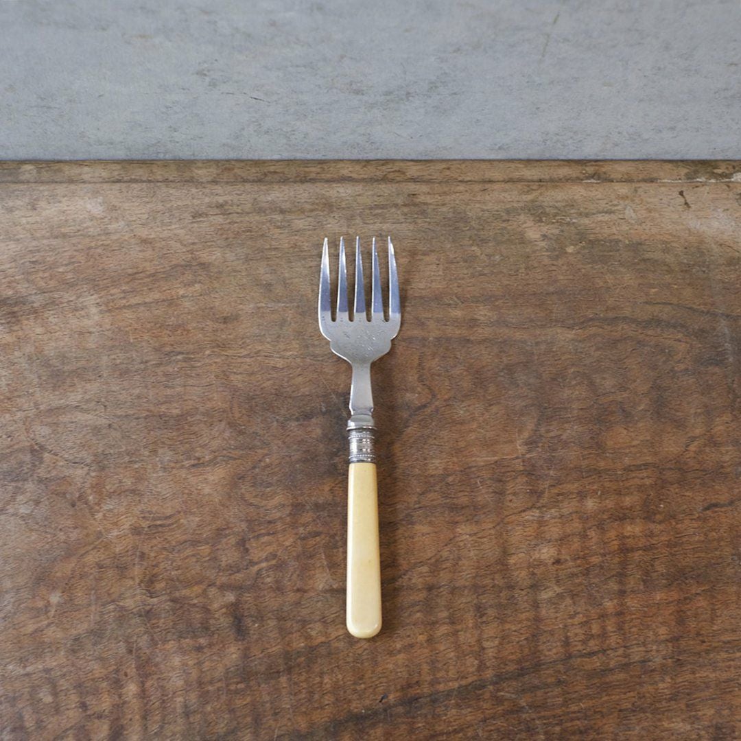 アンティークフォーク アンティークショップMALTO