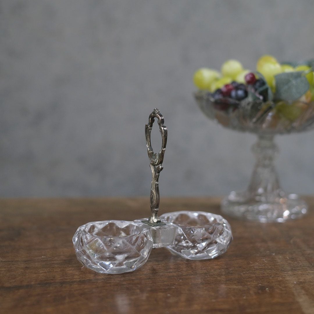 フランスアンティーク サリエール （塩入れ）小さなガラス製スパイスディッシュ/アンティーク食器