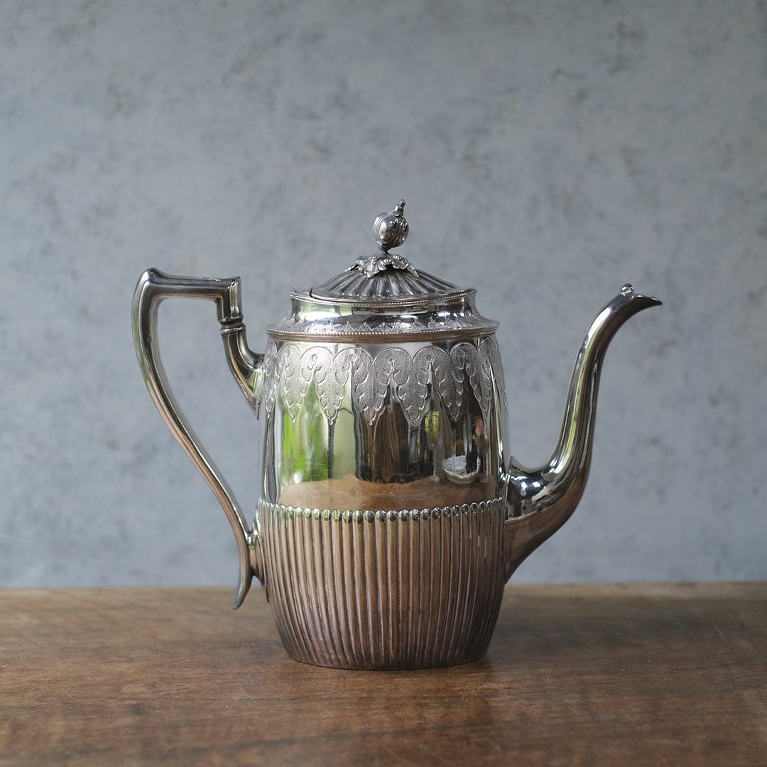 アンティークポット イギリス シルバープレート ティーポット2