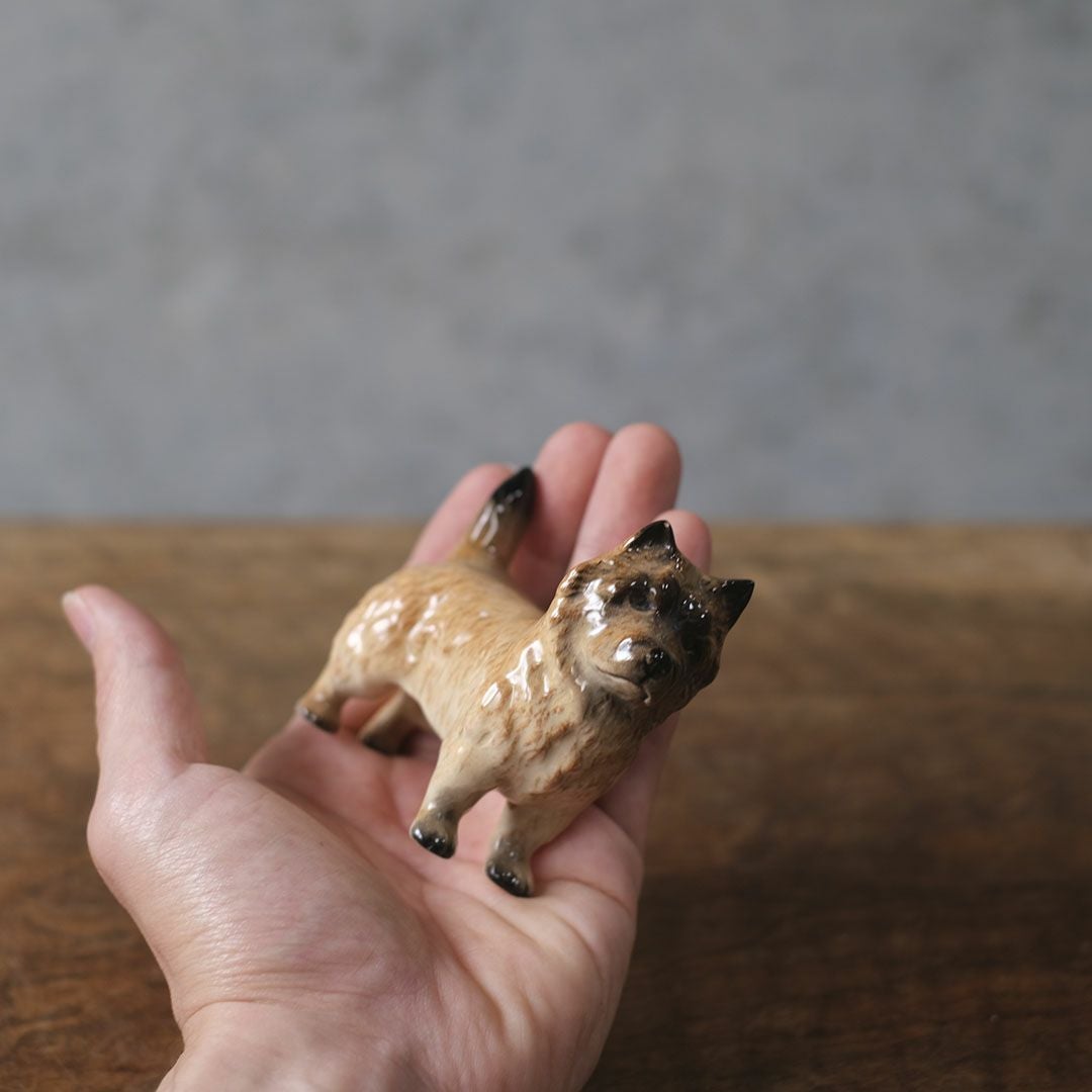 ヴィンテージ犬のフィギュリン 陶器人形 イギリス 置物 ヨークシャーテリア4