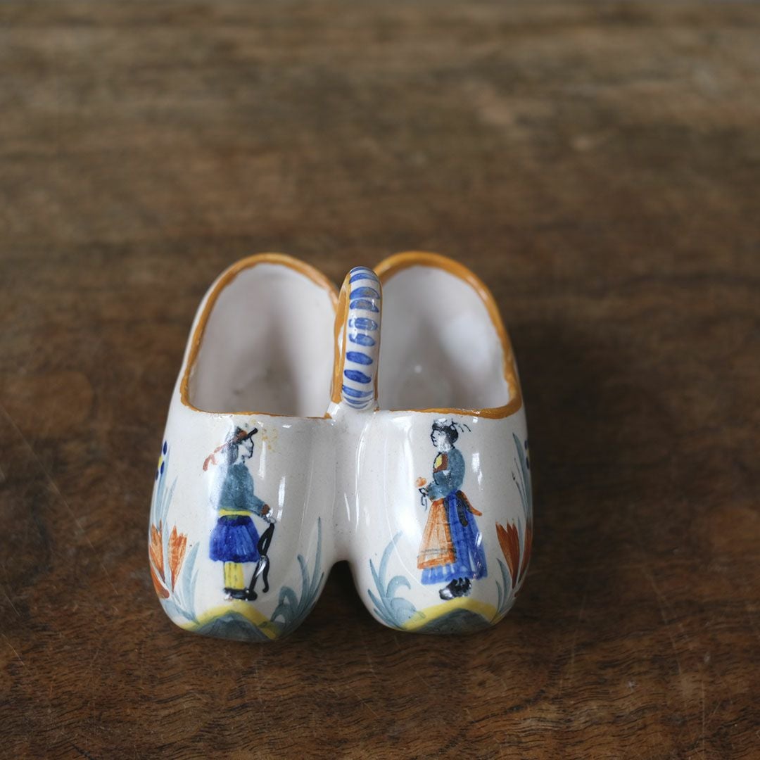 アンティークポーセリンシューズ 置物 フランス 小さな陶器の靴 ソルトクロッグ3