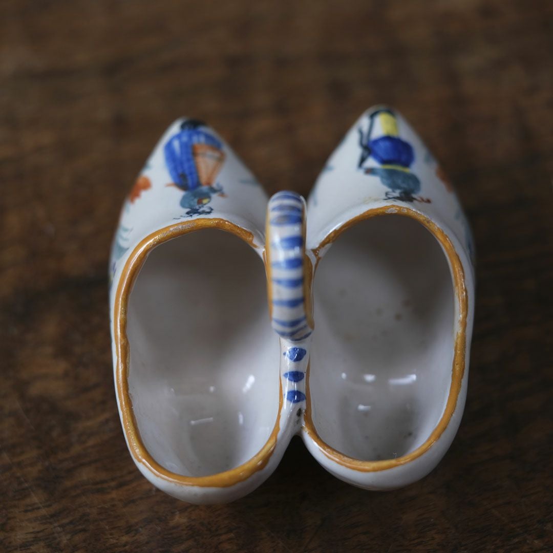 アンティークポーセリンシューズ 置物 フランス 小さな陶器の靴 ソルトクロッグ4