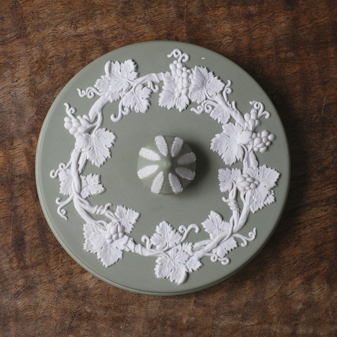 ヴィンテージ WEDGWOODジャスパー 蓋付小物入れ ケース ストーンウェア イギリス セージグリーン4