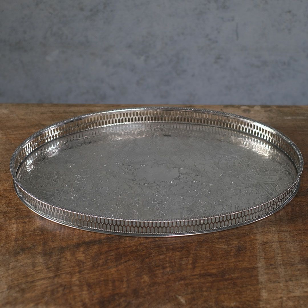 ヴィンテージ シルバープレートトレイ VINERS OF SHEFFIELD 楕円 トレー イギリス2