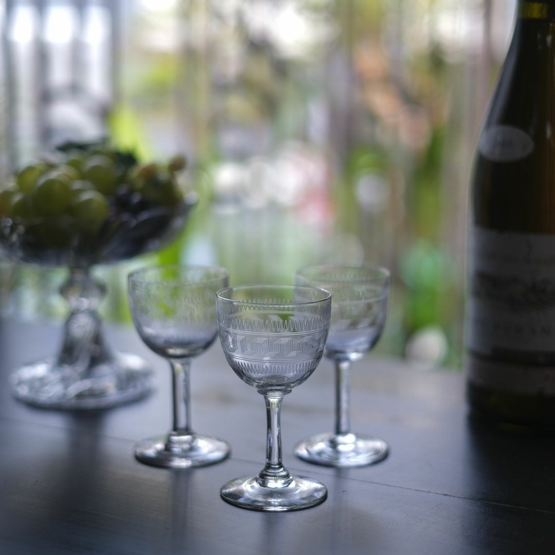 アンティーク アペリティフグラス イギリス アシッドエッチング2