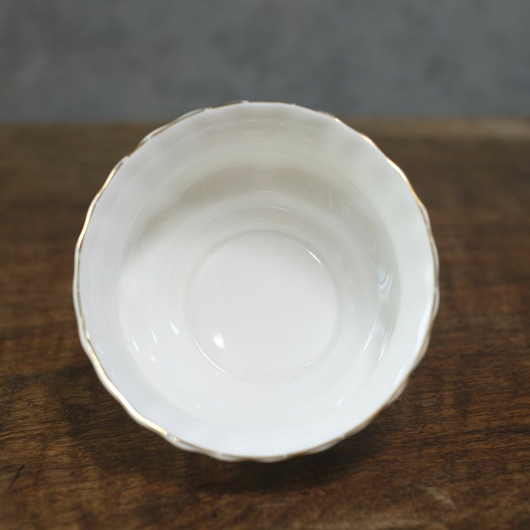 ヴィンテージシュガーボウル ROYAL ALBERT SWEET VIOLET ロイヤルアルバート イギリス3