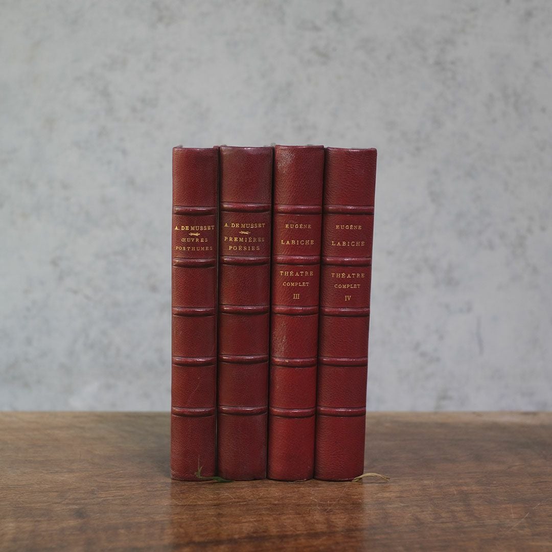 アンティークブック 革張りの古書 レザーブック ヨーロッパ2