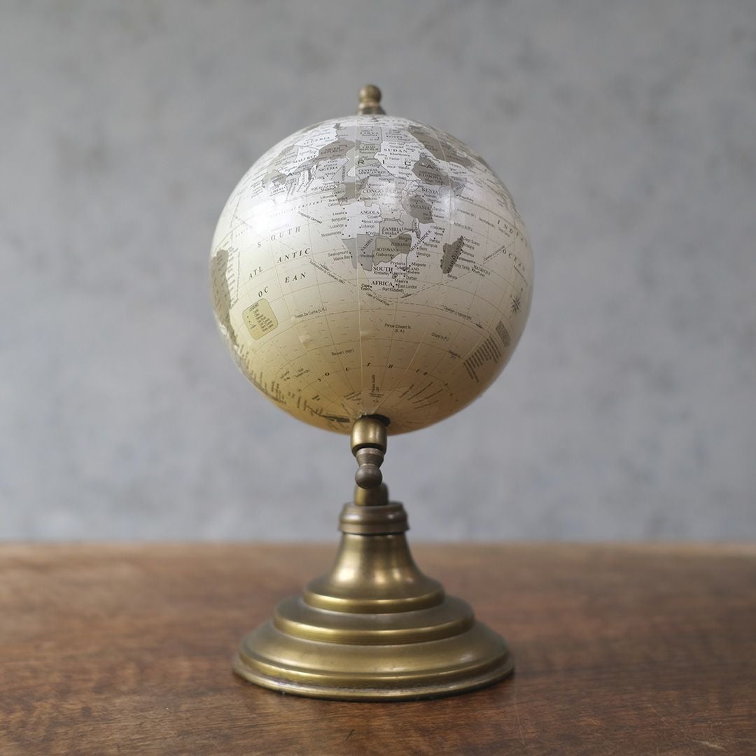 ヴィンテージグローブ イギリス 地球儀 置物2