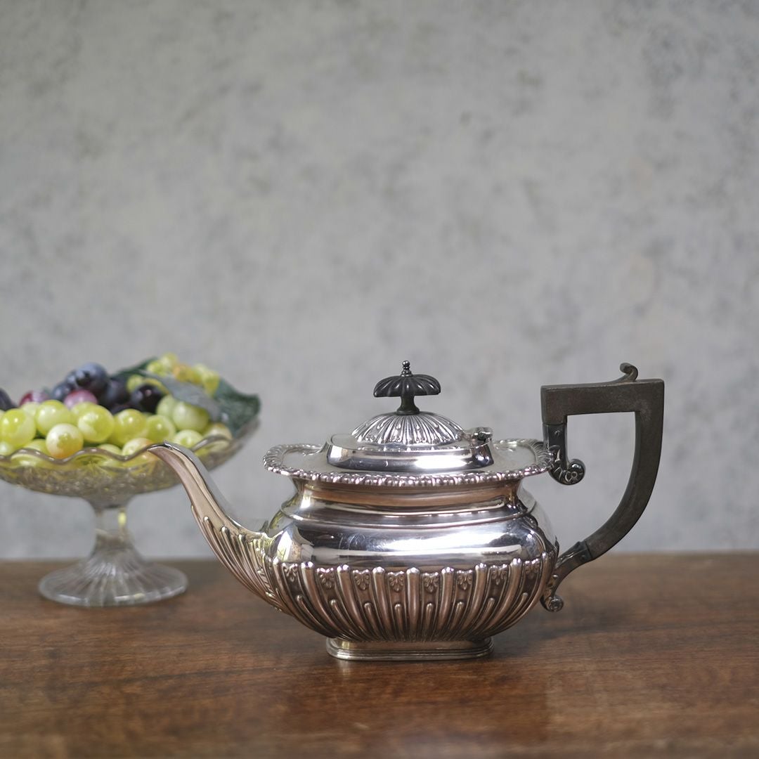 アンティークシルバーティーポットならアンティークショップMALTO