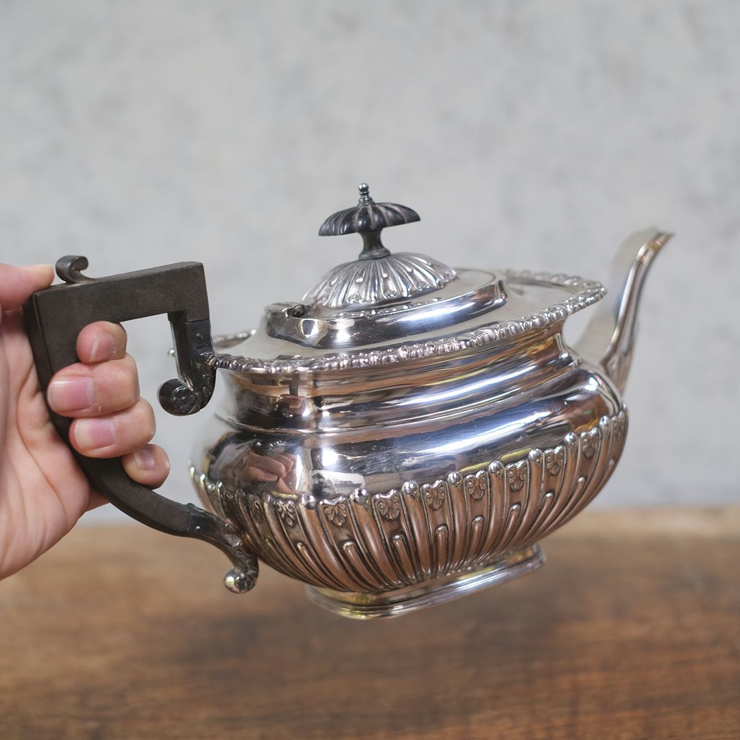 アンティークティーポット シルバープレート イギリス5