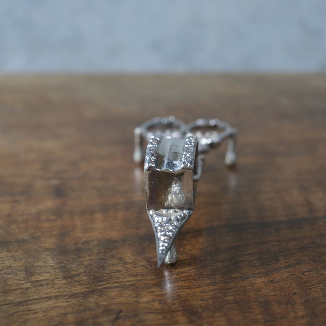 アンティーク キャンドルスナッファー シルバープレート製 ろうそく火消しハサミ 19世紀3