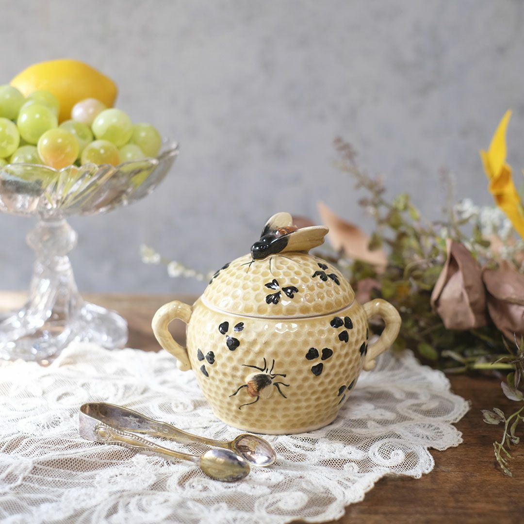 ヴィンテージ ハニーポット イギリス 蓋にとまった蜜蜂が可愛らしいの