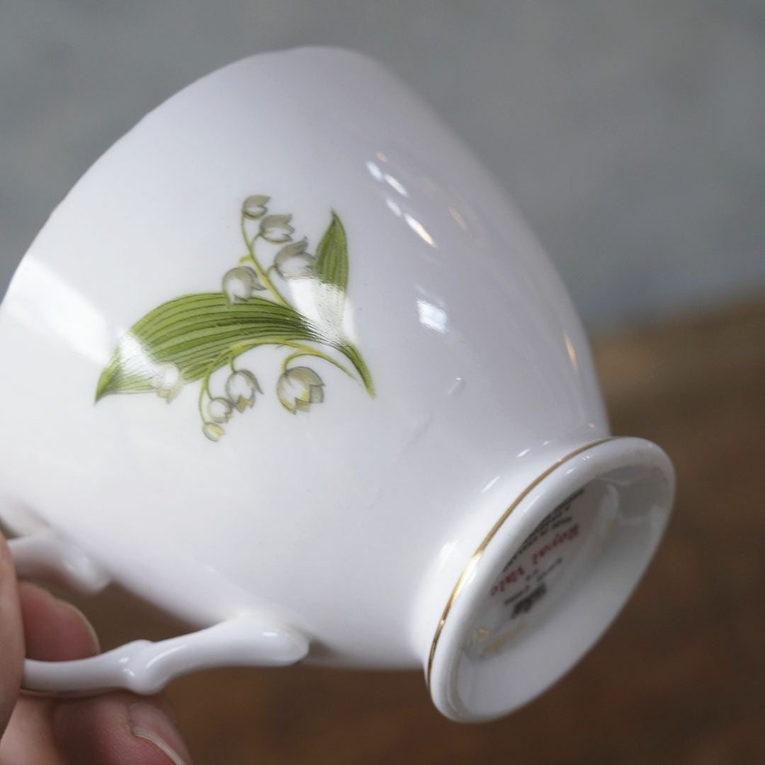 ヴィンテージティーカップ&ソーサ ROYAL VALE ロイヤルベール イギリス 鈴蘭4