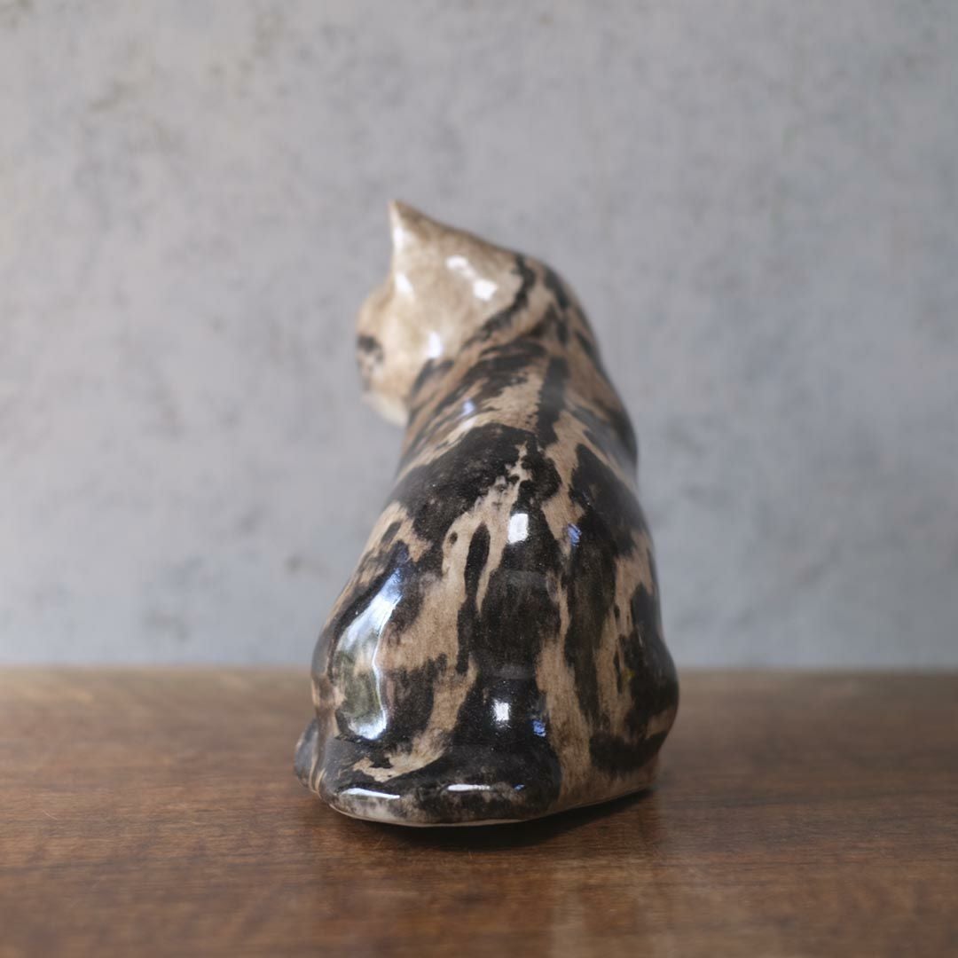 ヴィンテージ ウィンスタンレーキャット/ケンジントンキャット・サビ猫　三毛猫 イギリス 陶芸作家Jenny Winstanley 置物1