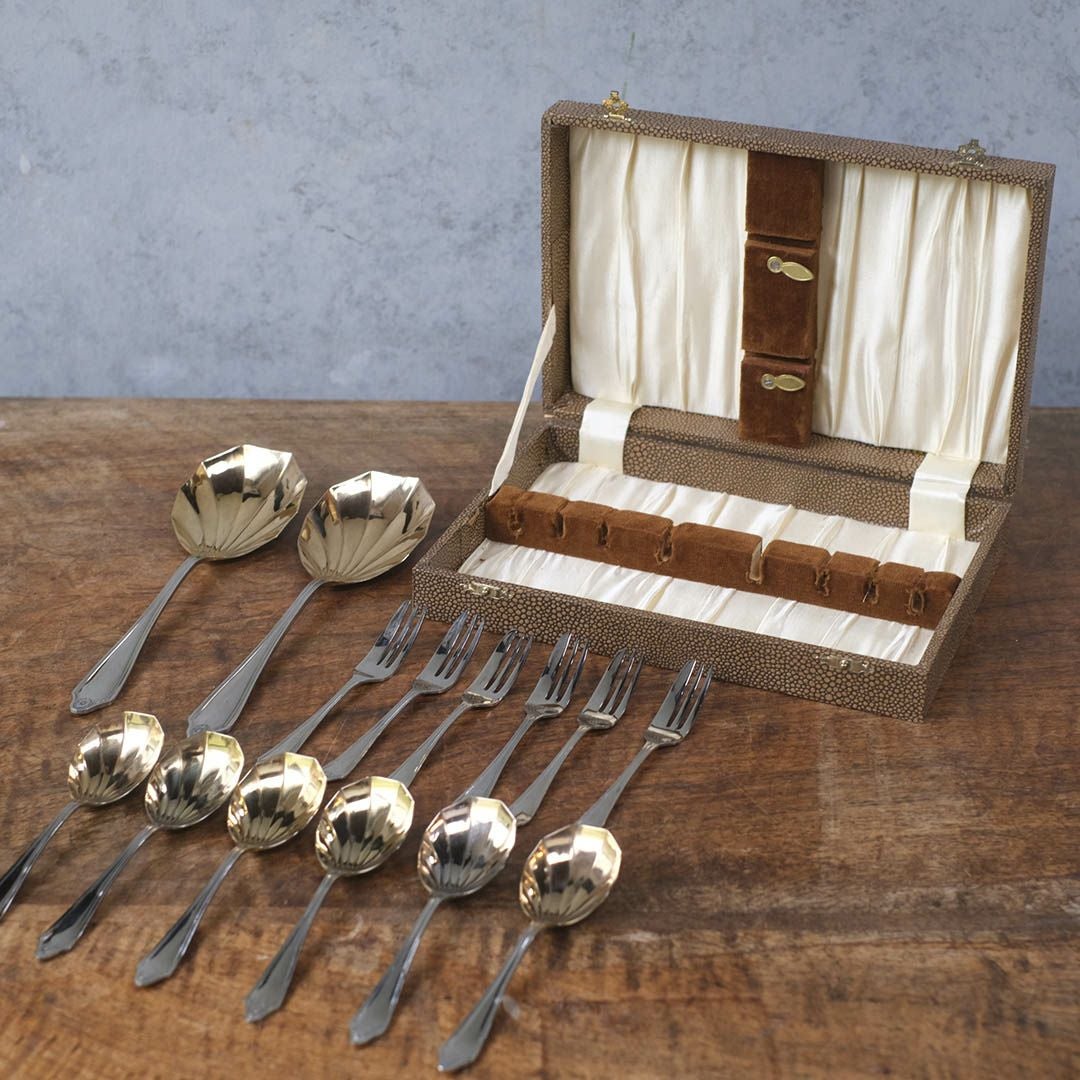 アンティークデザートスプーンセット シルバープレート イギリス3