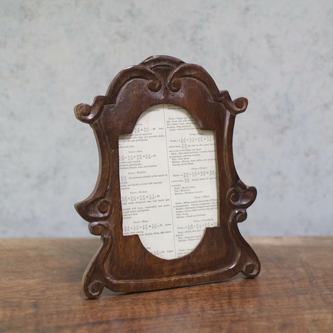 オールドウッドフレーム 手彫り1