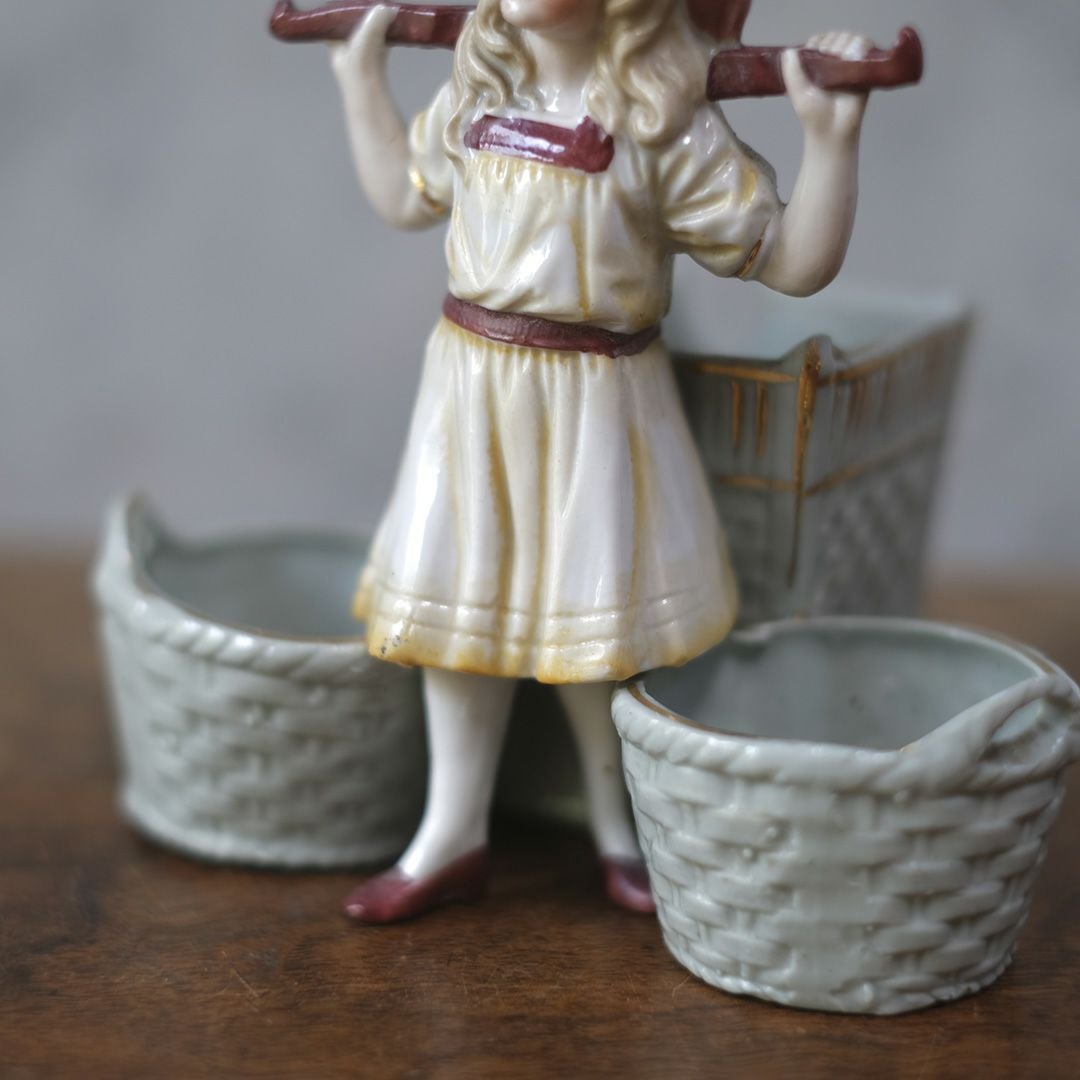 アンティーク陶器の人形 サリエール 調味料入れ フランス7