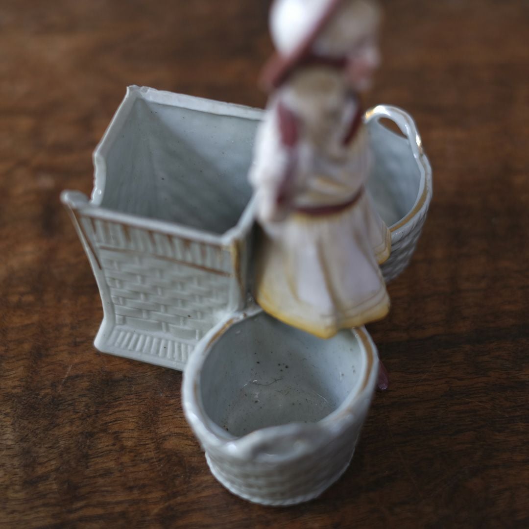 アンティーク陶器の人形 サリエール 調味料入れ フランス8