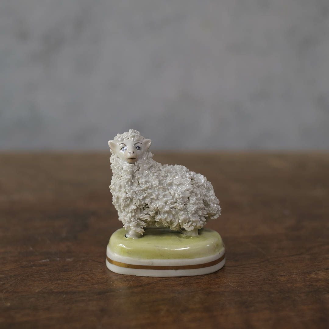 アンティークスタッフォードシャーシープ 羊 置物 フィギュリン イギリス1