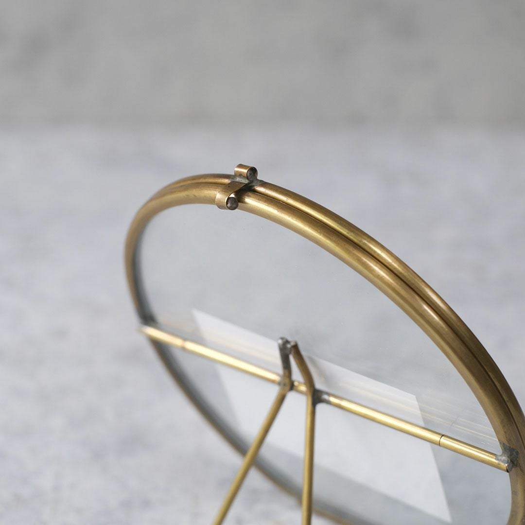 観音開きのアンティーク調ガラスフォトフレーム 真鍮フレーム