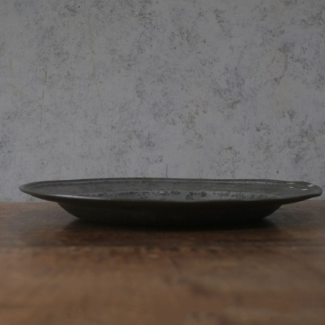 アンティークエタン皿 フランス 丸い形のフランス19世紀の錫製器4