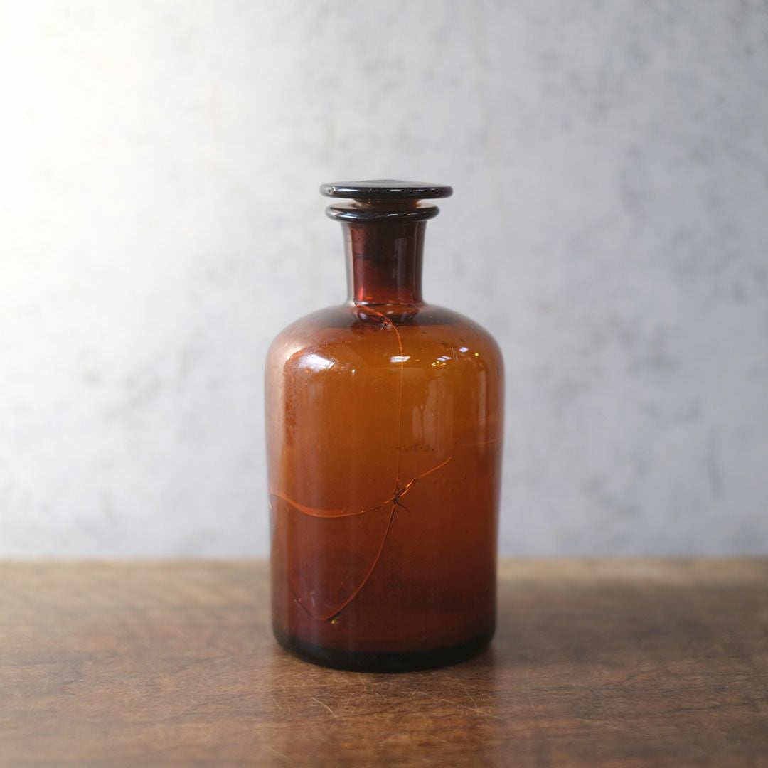 アンティーク薬瓶 メディシンボトル イギリス 蓋付2