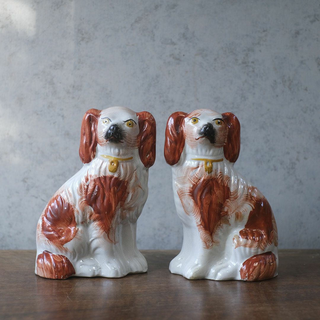 アンティークスターフォードシャードッグ　ペア イギリス1