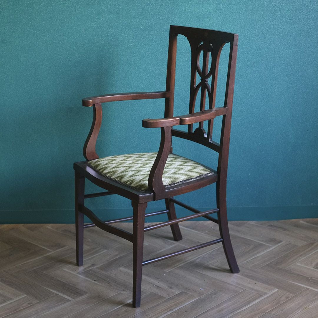 アンティークアームチェア イギリス 肘掛け椅子4