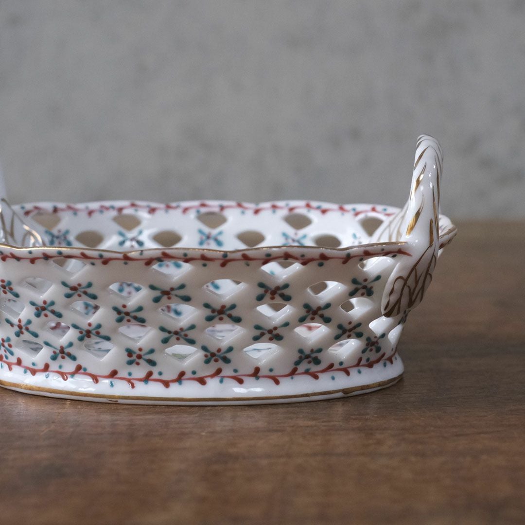 ヴィンテージ 透かしレースのバスケット皿 フラワー絵付け 金彩アクセント6