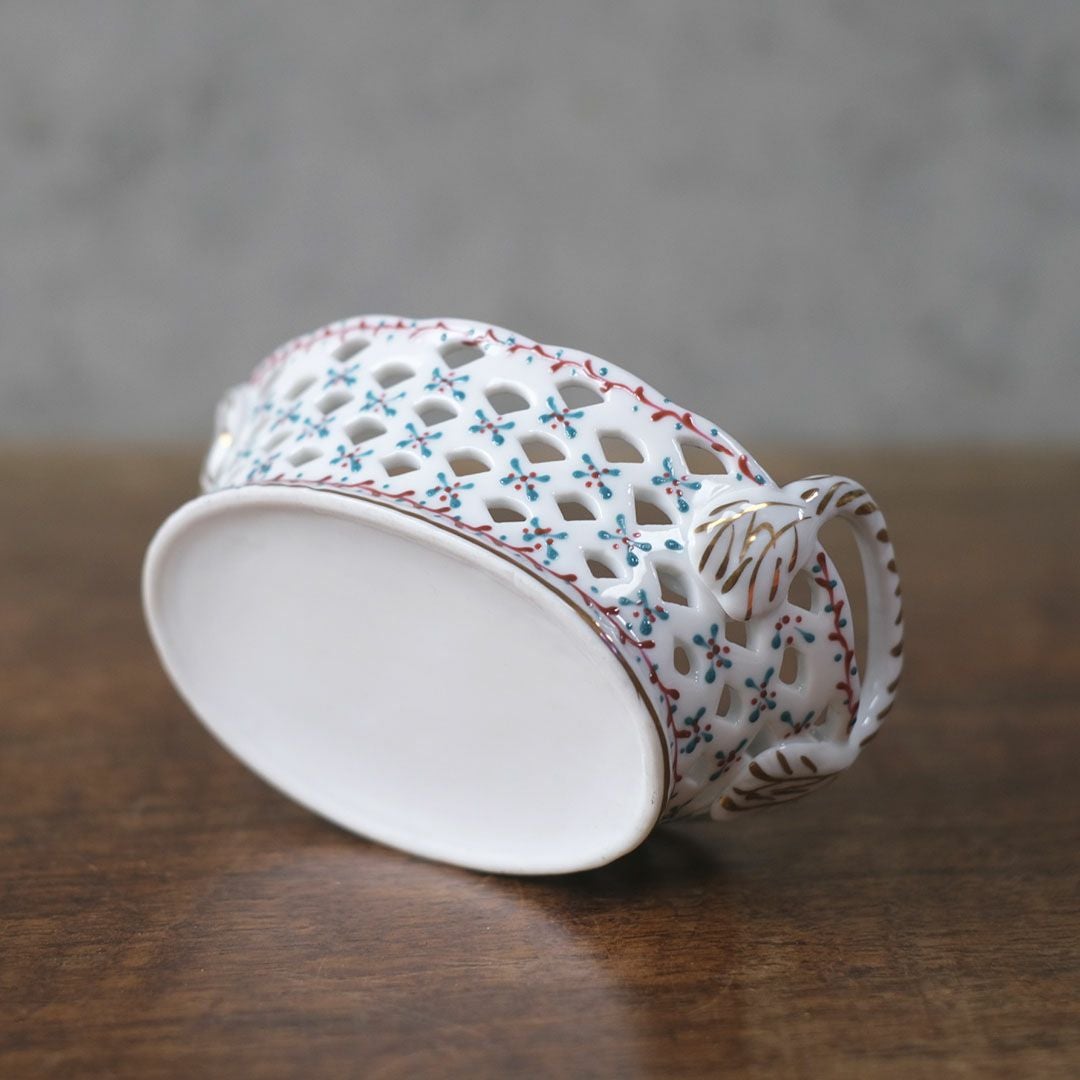 ヴィンテージ 透かしレースのバスケット皿 フラワー絵付け 金彩アクセント8