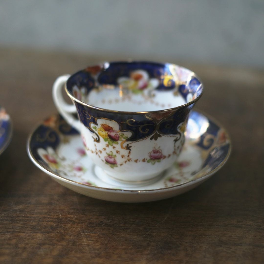 アンティークティーカップトリオ　ヴィクトリアンローズ　BESWICK&SONS ベスウィック陶器 イギリス3