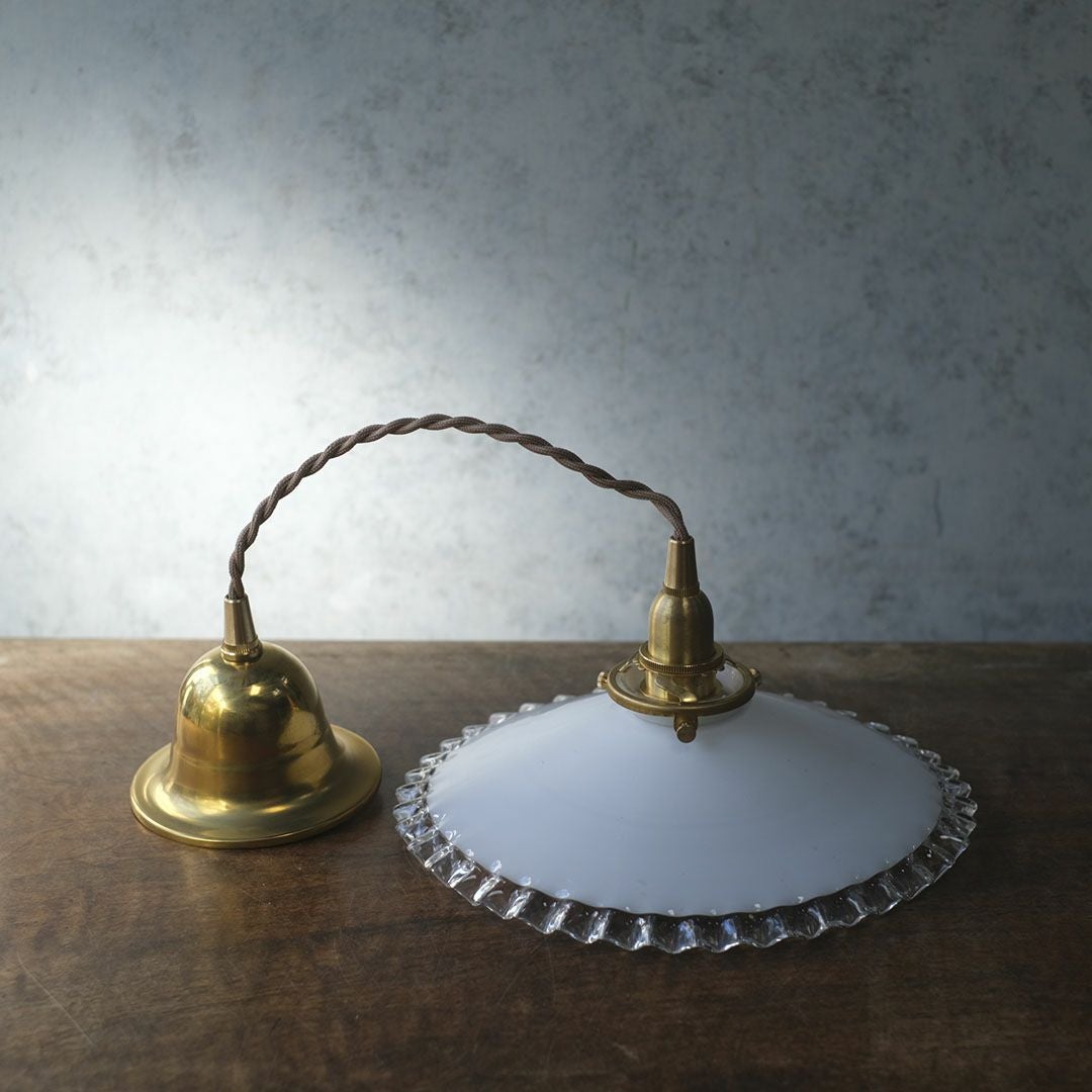 アンティーク ガラスシェードフリルランプ ミルクガラス 照明 灯具E17 シーリングカップ付属5