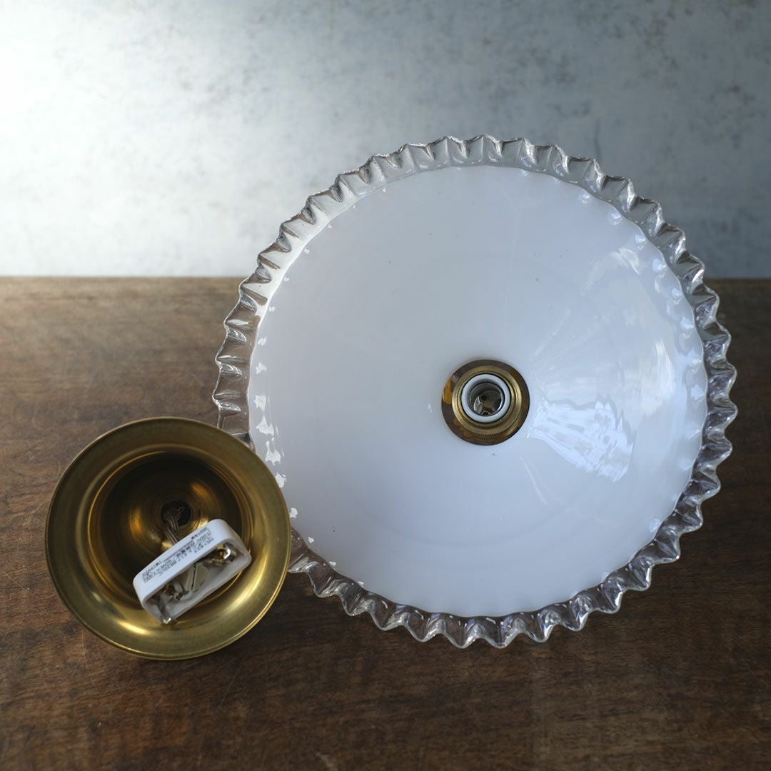 アンティーク ガラスシェードフリルランプ ミルクガラス 照明 灯具E17 シーリングカップ付属10