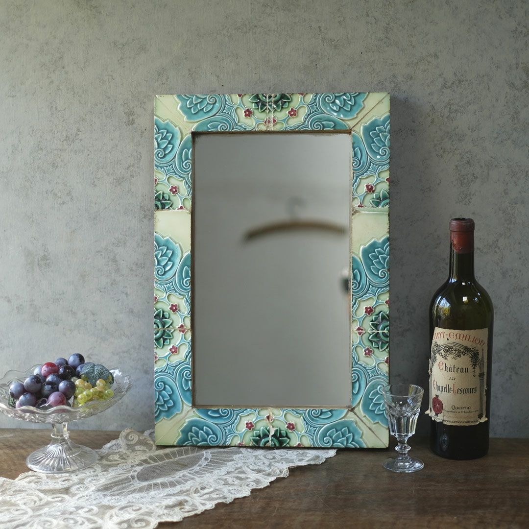 アンティークタイル壁掛けミラー 大正レトロな鏡