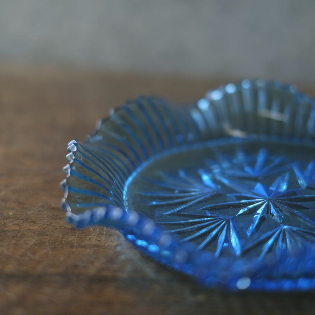 アンティーク ガラス皿 フリル ブルー イギリス 青いガラストレイ6