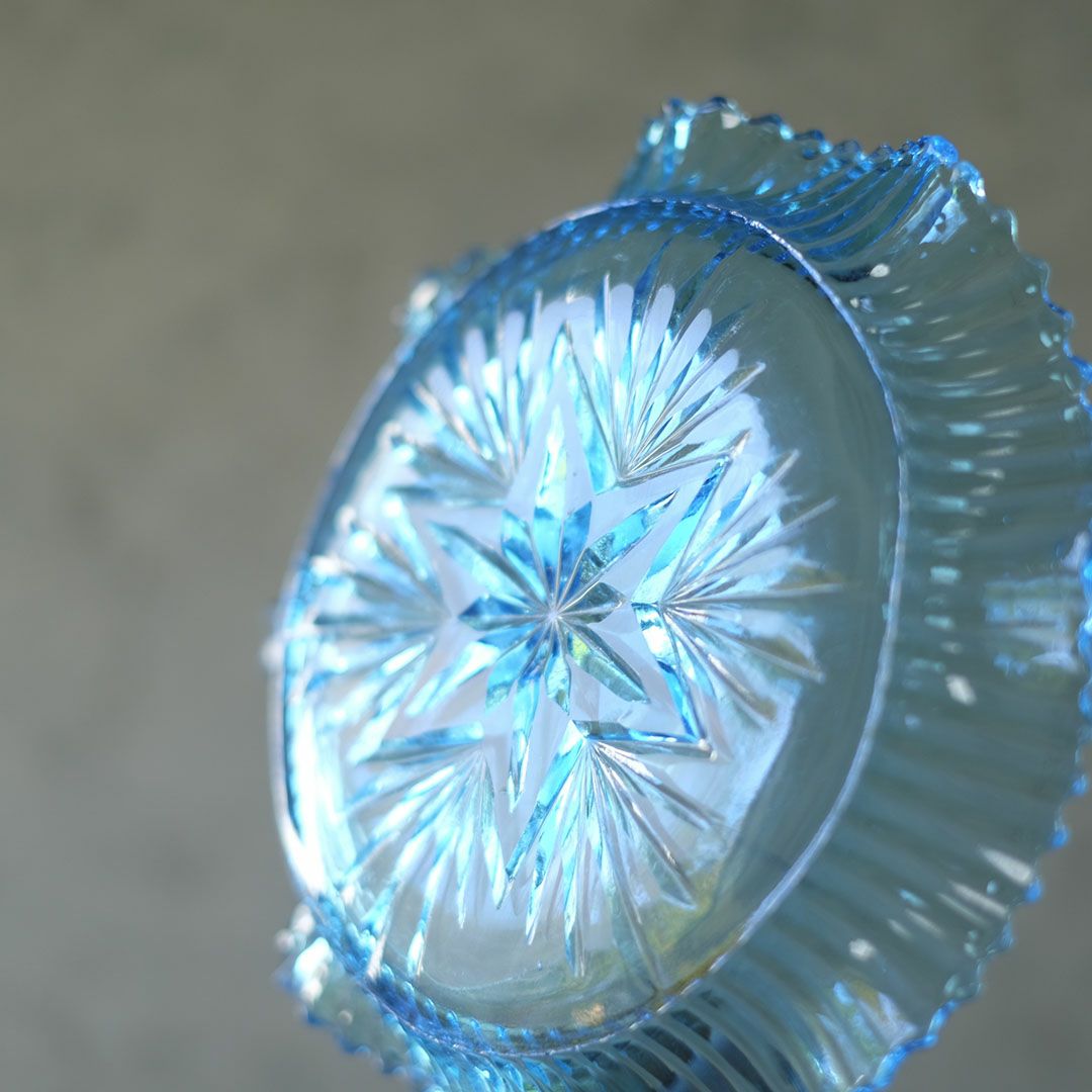 アンティーク ガラス皿 フリル ブルー イギリス 青いガラストレイ8