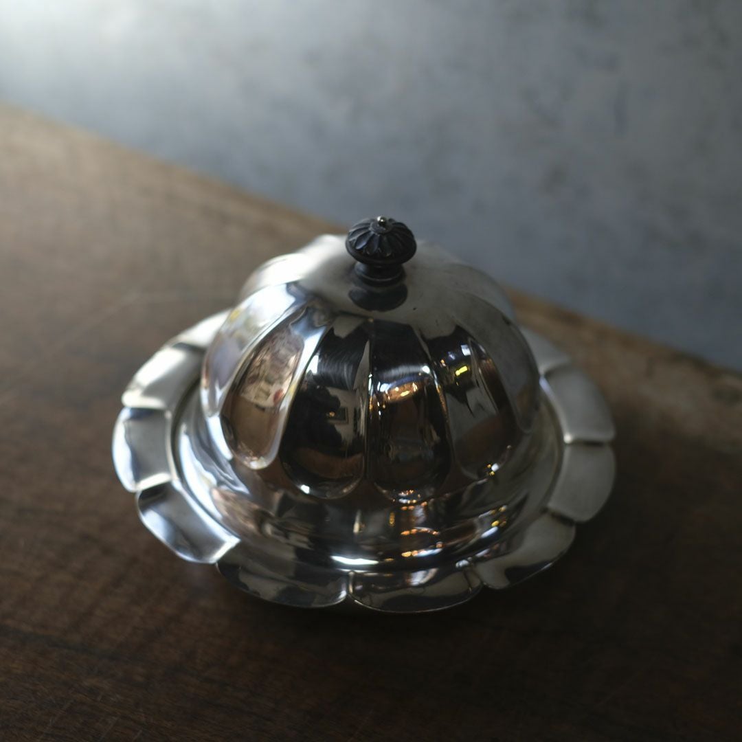 アンティークカバー付きディッシュ シルバープレート 銀メッキ イギリス2