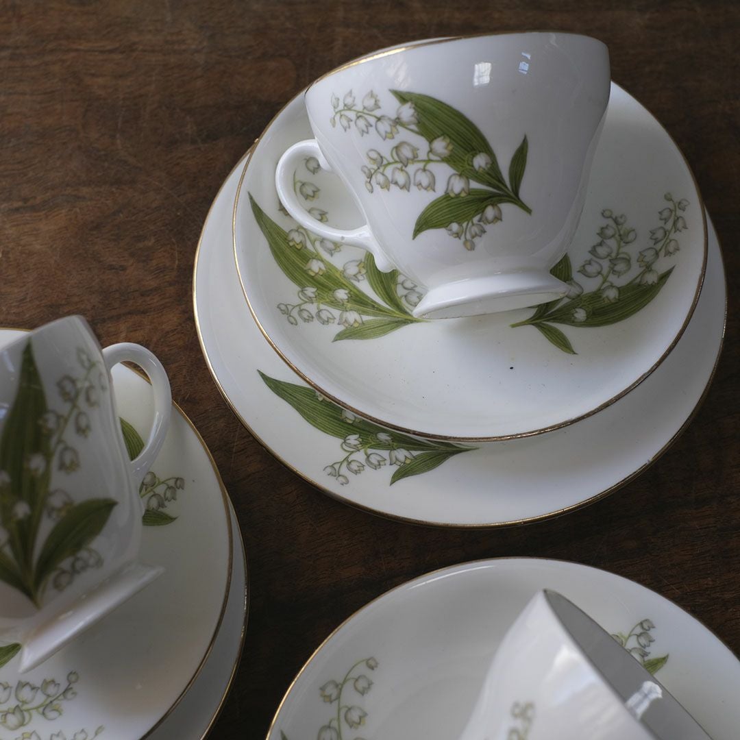 ヴィンテージティーカップトリオ リリー 鈴蘭 イギリス4