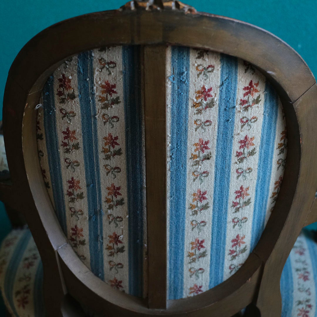 アンティーク サロンチェア ルイ16世様式 フランス 優雅で気品のあるシルエットが素敵な肘掛け椅子/アンティーク家具10