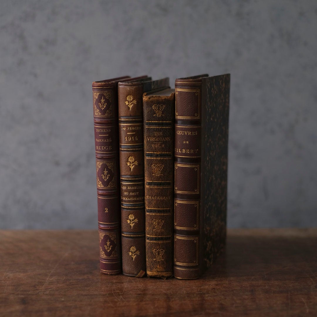 アンティークレザーブック 革張りの本 フランス