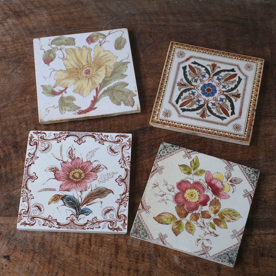 アンティークタイル ヴィクトリア時代 手作りの陶器タイル イギリス1