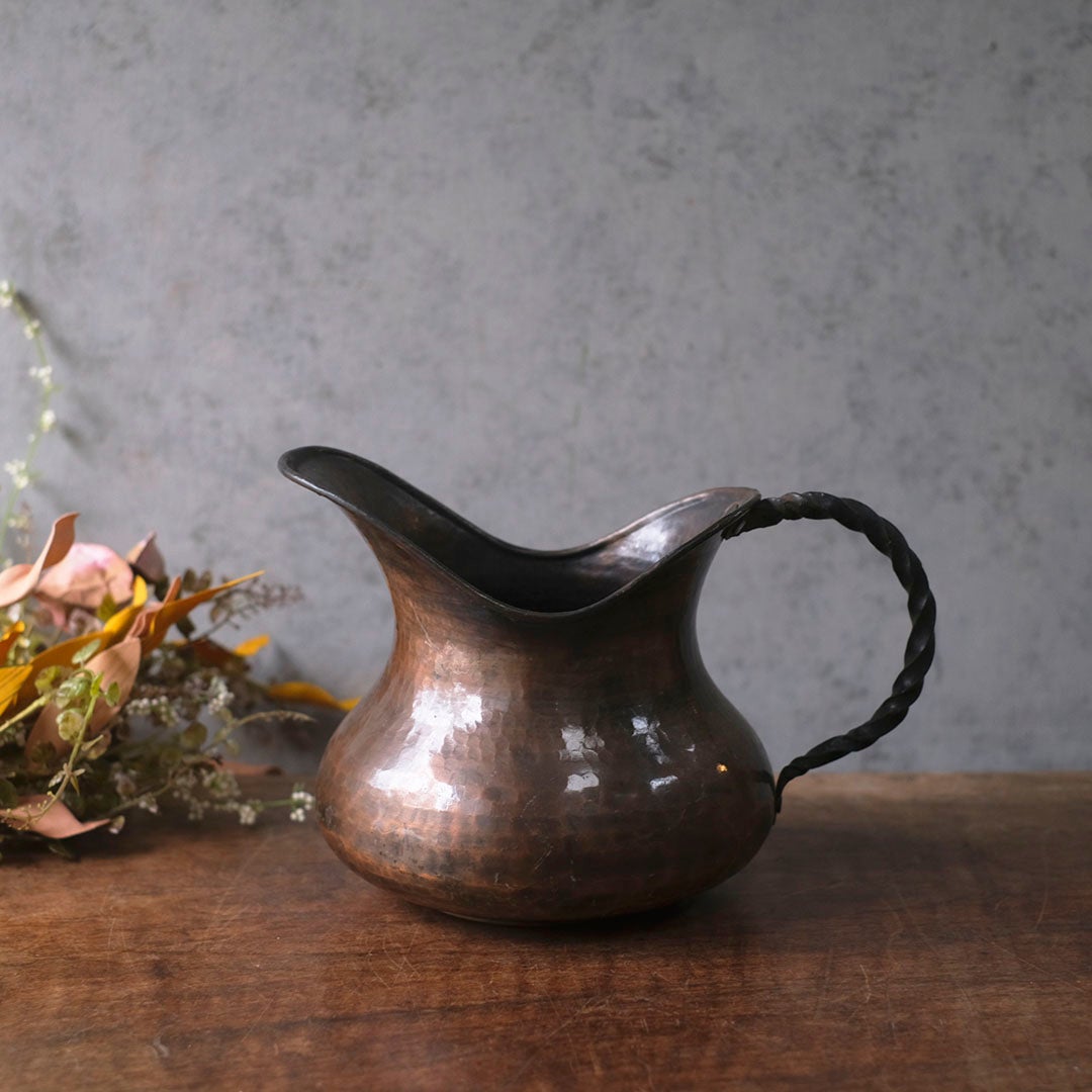 アンティーク 銅製ハンマードジャグ 槌目仕上げ イギリス