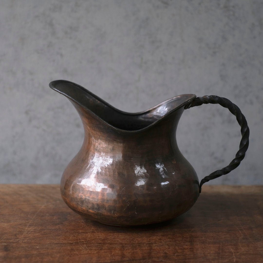 アンティーク 銅製ハンマードジャグ 槌目仕上げ イギリス1