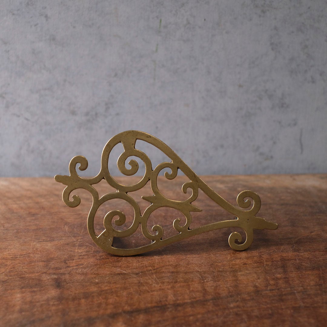 アンティークケトルスタンド イギリス 真鍮3