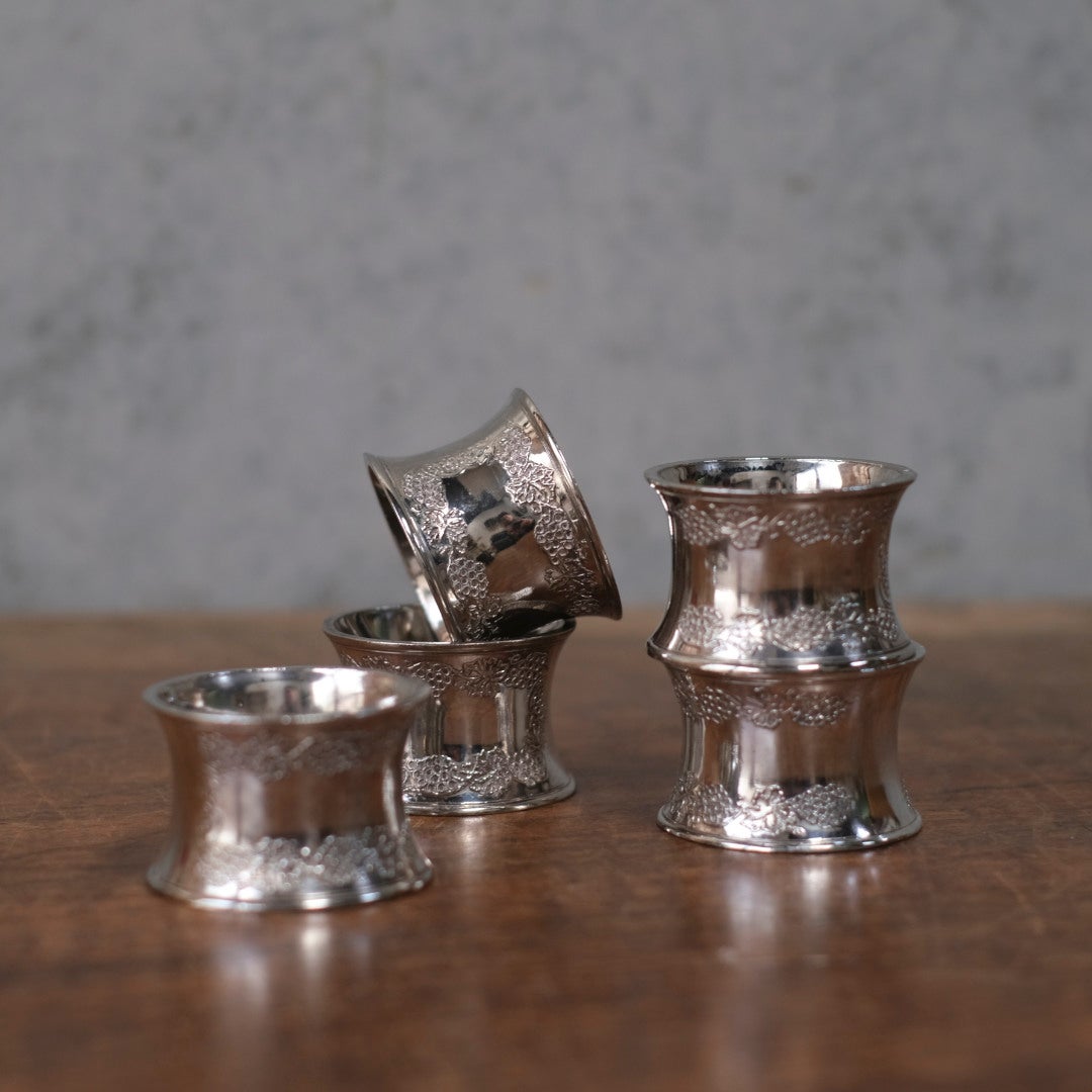 アンティーク ナプキンリング シルバープレート 4個セット ブドウ文様 鼓型 イギリス2